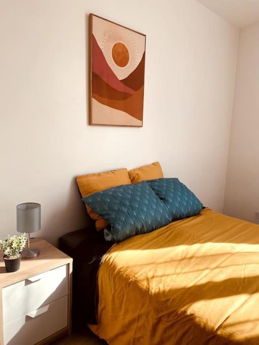 Apartamento Proche Paris-Calme-Wifi-Netflix Villejuif Exterior foto