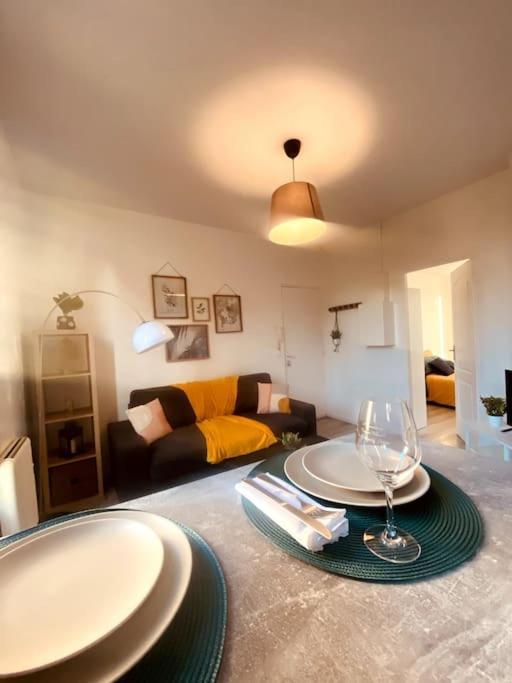 Apartamento Proche Paris-Calme-Wifi-Netflix Villejuif Exterior foto